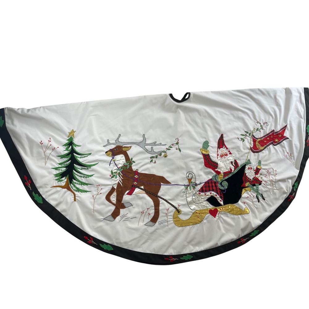 Vtg House of Hatten Santa Sleigh Reindeer Applique Christmas Tree Skirt White